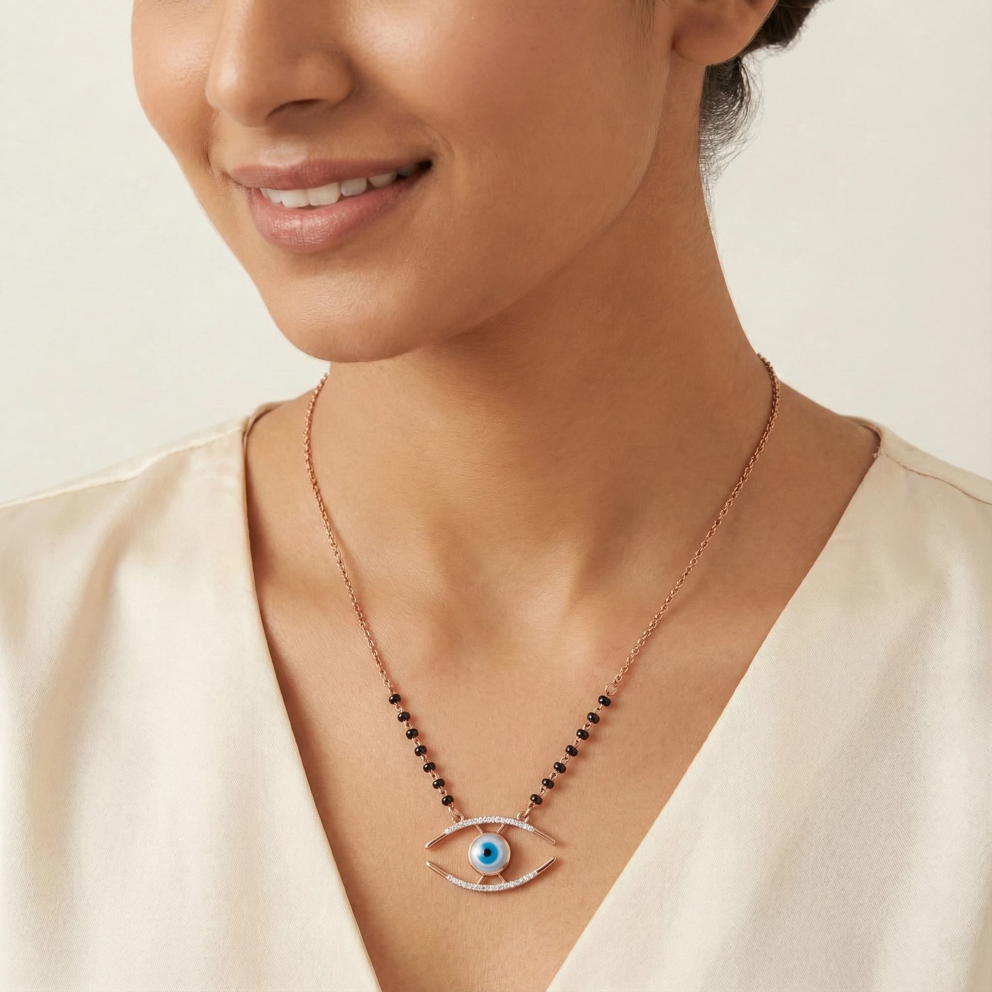 Yellow Gold Diamond Necklace thumbnail 3